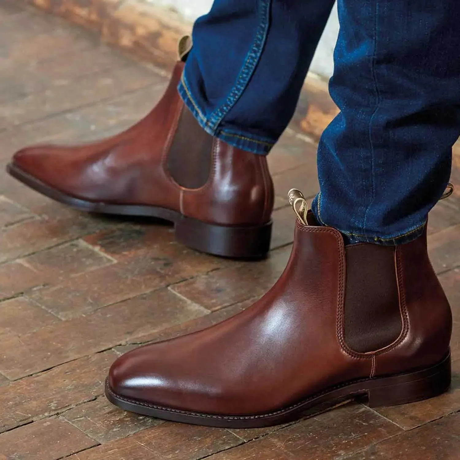 BARKER Mansfield Chelsea Boots - Mens - Walnut Calf