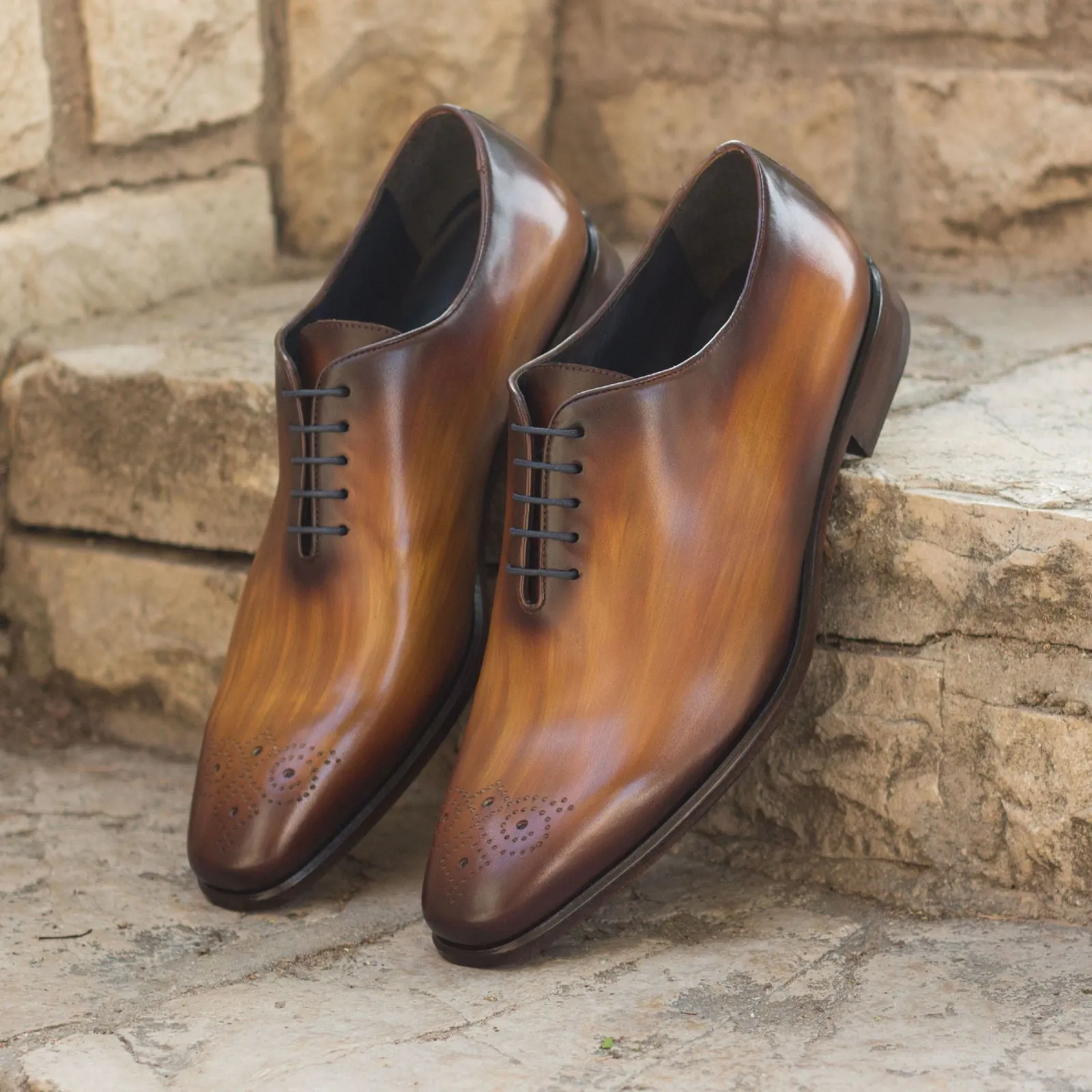 DapperFam Giuliano in Cognac / Denim Men's Hand-Painted Patina Whole Cut