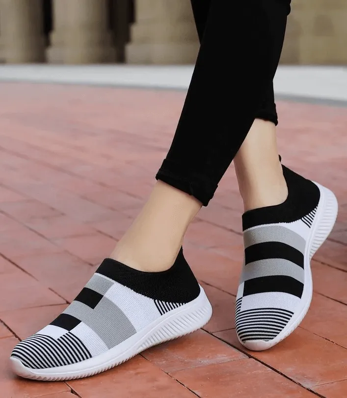 Mesh Breathable Women's Shoes / Stylish Sports Sneakers - SF0267