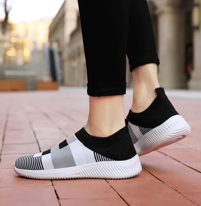 Mesh Breathable Women's Shoes / Stylish Sports Sneakers - SF0267