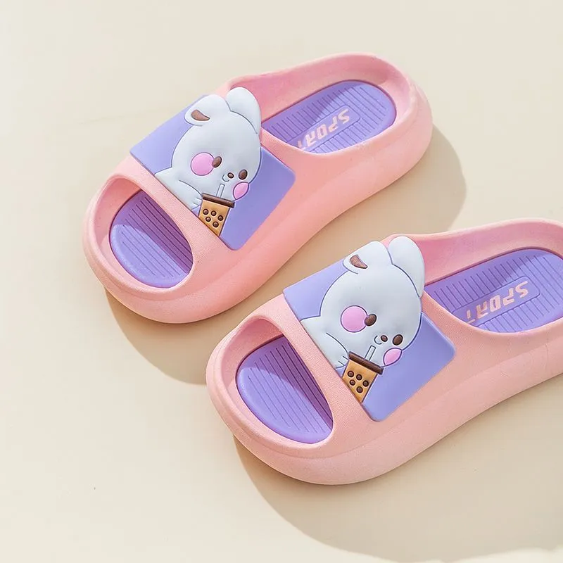 New summer children's slippers for men and women to wear at home for small and medium-sized children thick-soled non-slip cute bear cartoon slippers